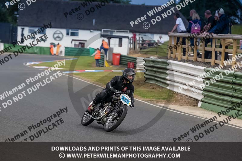 Vintage motorcycle club;eventdigitalimages;mallory park;mallory park trackday photographs;no limits trackdays;peter wileman photography;trackday digital images;trackday photos;vmcc festival 1000 bikes photographs